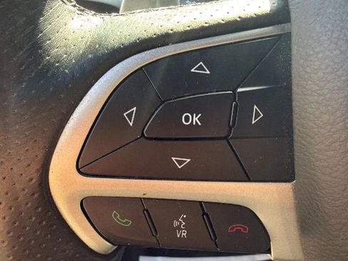 Used 2016 Dodge Challenger R/T Scat Pack RWD image 22