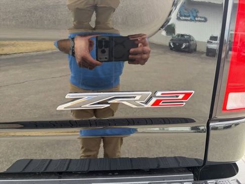 New 2026 Chevrolet Silverado 2500 ZR2 image 8