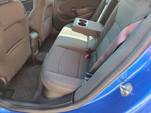 Used 2016 Chevrolet Cruze LT w/ Convenience Package FWD image 40