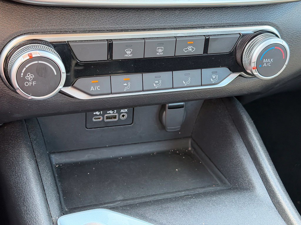 Certified 2025 Nissan Altima 2.5 SV FWD image 18