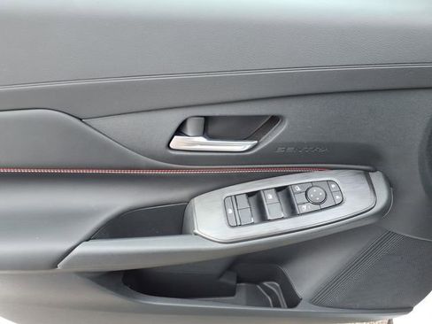 New 2026 Nissan Sentra SR image 5