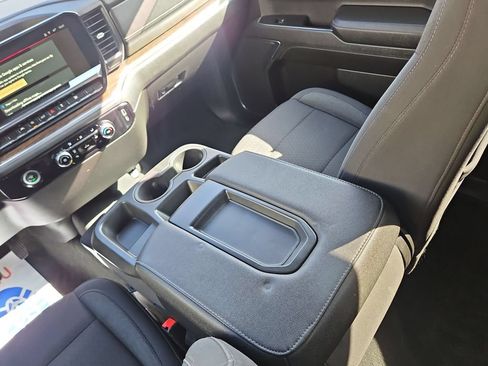 Used 2023 GMC Sierra 1500 SLE w/ Enhanced Capability Package AWD/4WD image 26