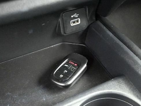 Used 2024 Honda HR-V Sport image 20