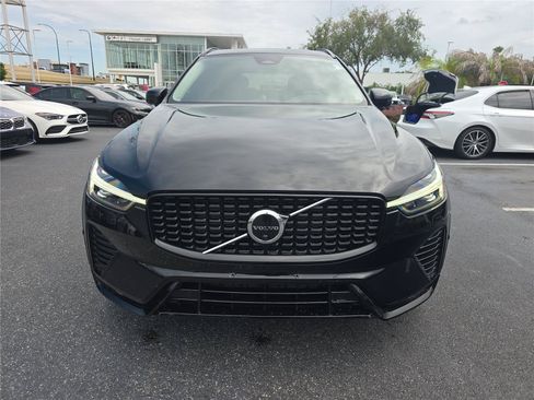 Used 2023 Volvo XC60 B6 Ultimate AWD/4WD image 2