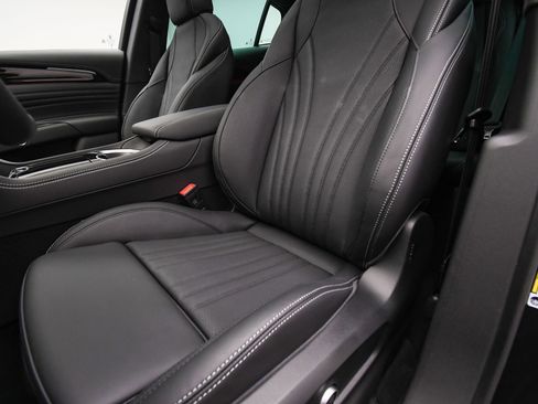 New 2025 Maserati Grecale Modena image 52