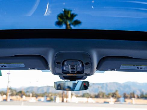 Used 2023 Audi Q8 Prestige w/ Prestige Package image 17