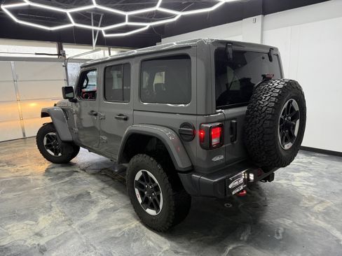 Used 2021 Jeep Wrangler Unlimited Rubicon w/ Uconnect 4C Nav & Sound Group image 3