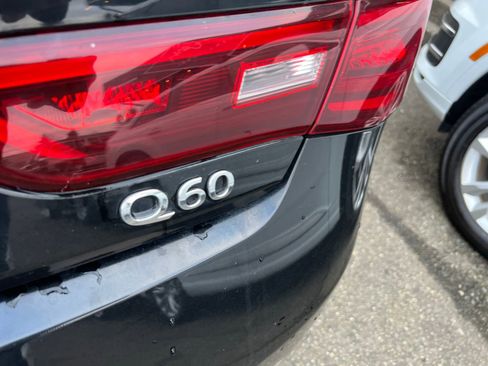 Used 2017 INFINITI Q60 3.0t w/ Premium Plus Package 3.0T image 7