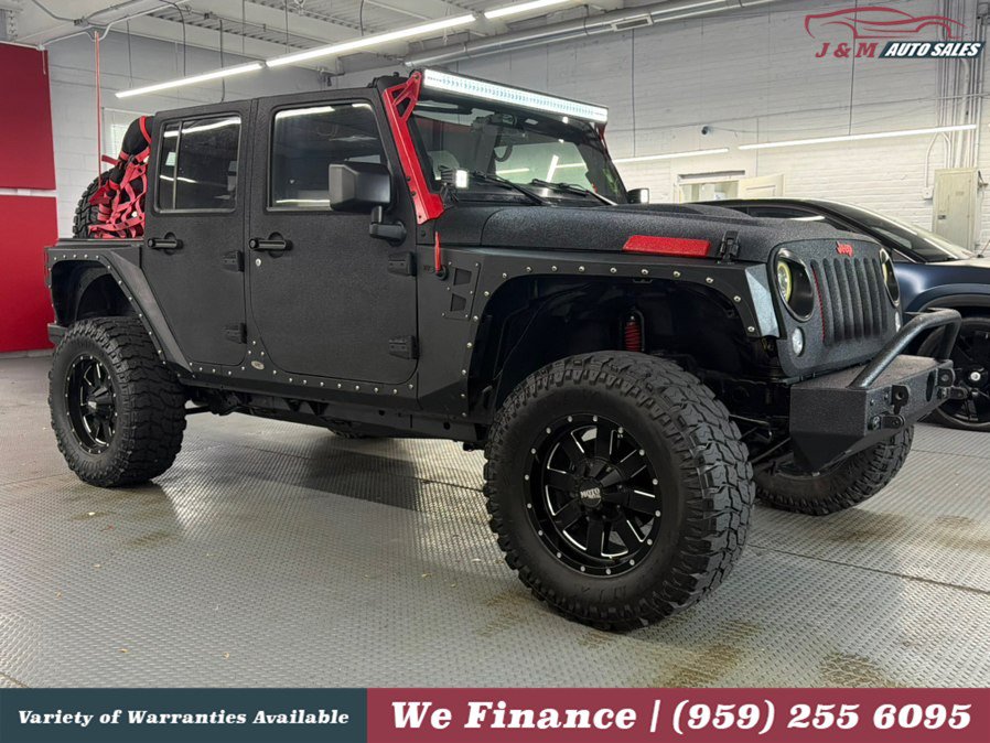 Used 2015 Jeep Wrangler Unlimited Sahara w/ Connectivity Group AWD/4WD image 5