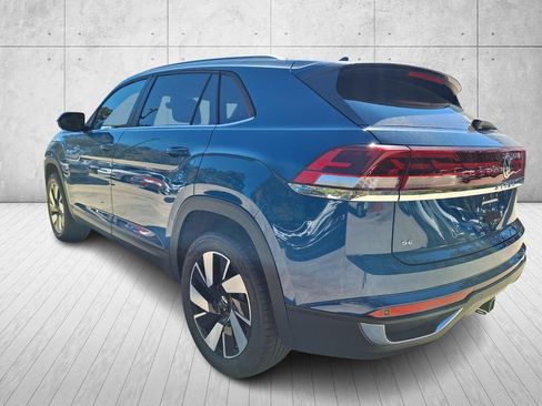 Used 2026 Volkswagen Atlas Cross Sport SE FWD image 3