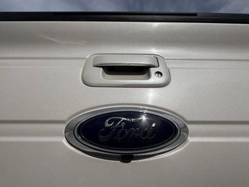 Used 2012 Ford F150 Lariat w/ Lariat Plus Pkg image 10