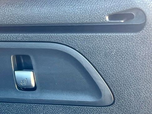 Certified 2022 Mercedes-Benz GLC 300 4MATIC image 32