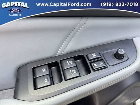 Used 2018 Subaru Outback 2.5i Limited AWD/4WD image 21
