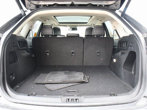 Used 2022 Ford Edge SEL w/ Convenience Package image 19