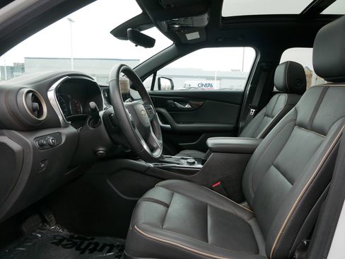 Used 2024 Chevrolet Blazer Premier w/ Driver Confidence II Package image 31