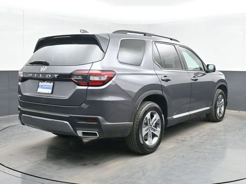 Certified 2026 Honda Pilot EX-L image 10