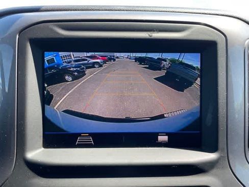 Certified 2022 Chevrolet Silverado 2500 Custom w/ Custom Convenience Package AWD/4WD image 4