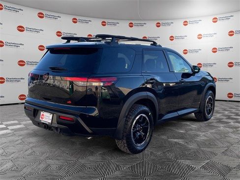 New 2026 Nissan Pathfinder SV image 5