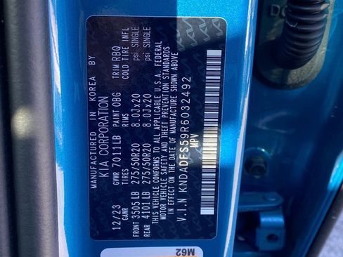 Used 2024 Kia EV9 Land image 17