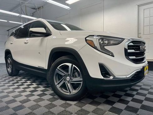 Used 2019 GMC Terrain SLT w/ Preferred Package FWD image 1