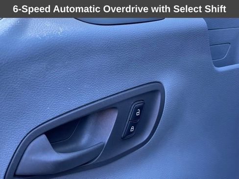 Used 2015 Ford Transit 150 XLT image 9