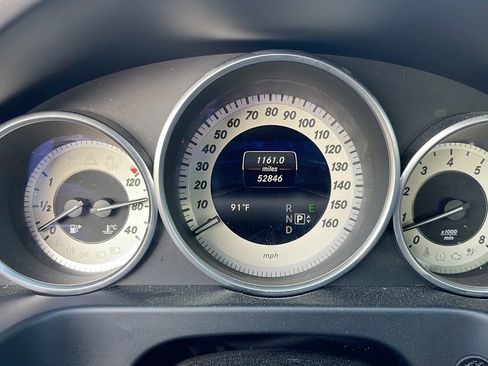 Used 2016 Mercedes-Benz E 350 Sedan image 22