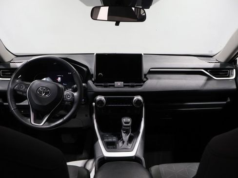 Used 2024 Toyota RAV4 XLE image 16