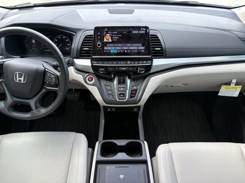 Used 2025 Honda Odyssey EX-L image 2