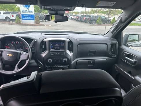 Used 2025 Chevrolet Silverado 1500 Custom w/ LPO, Dark Essentials Package AWD/4WD image 13
