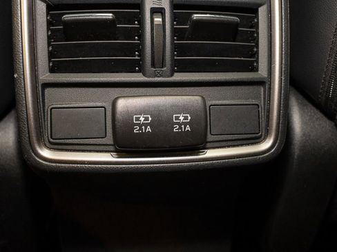 Used 2024 Subaru Forester Limited image 8