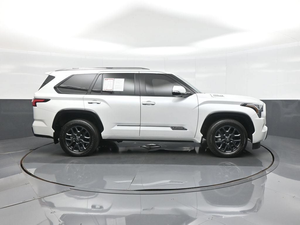 Used 2025 Toyota Sequoia Platinum AWD/4WD image 8