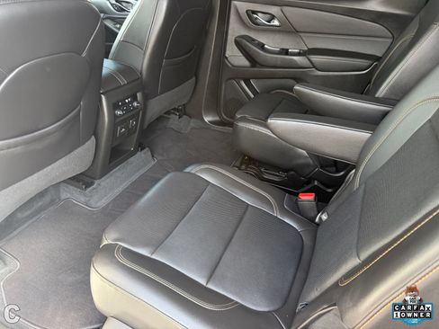 Certified 2021 Chevrolet Traverse Premier w/ LPO, Cargo Package FWD image 27