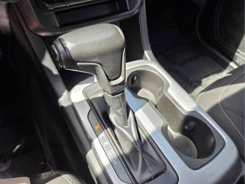Used 2018 Chevrolet Colorado LT RWD image 22