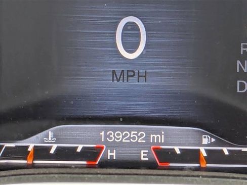 Used 2015 Jeep Cherokee Trailhawk w/ Comfort/Convenience Group AWD/4WD image 10
