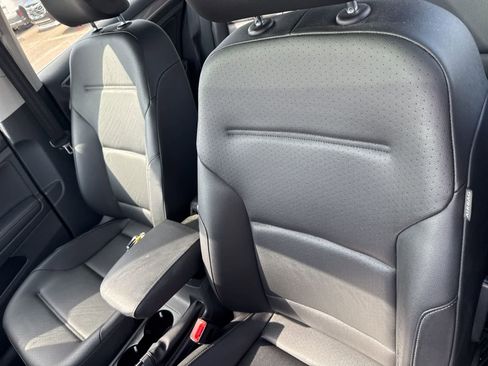 Used 2017 Volkswagen Golf Alltrack S image 14