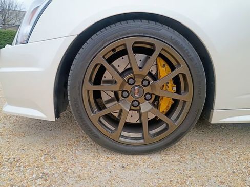 Used 2012 Cadillac CTS V w/ Wood Trim Package image 21