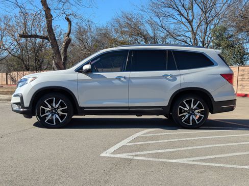 Used 2020 Honda Pilot Touring image 7
