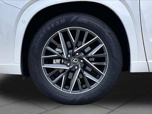 Certified 2025 Lexus TX 350 AWD w/ Technology Package image 9