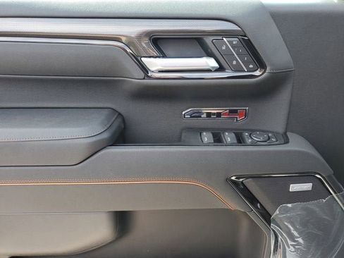 New 2026 GMC Sierra 1500 AT4 w/ AT4 Premium Package AWD/4WD image 18