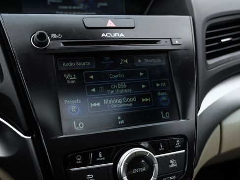 Used 2017 Acura ILX image 22