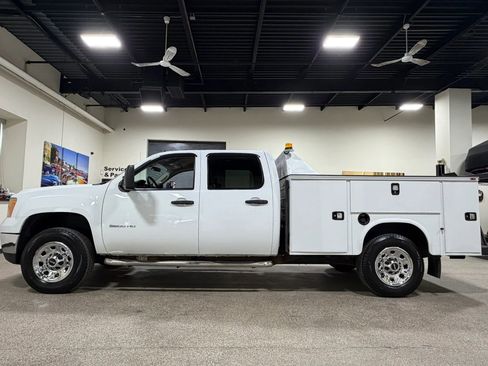 Used 2014 GMC Sierra 3500 W/T w/ Snow Plow Prep Package AWD/4WD image 15