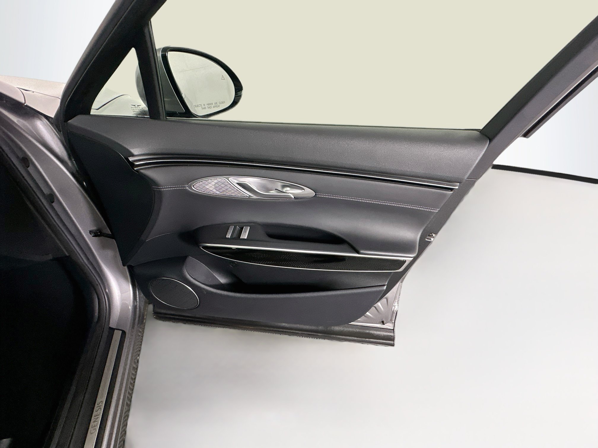 Used 2025 Genesis GV70 2.5T AWD/4WD image 32
