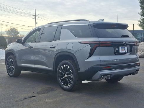 New 2026 Chevrolet Traverse LT w/ Sun and Wheel Package image 11