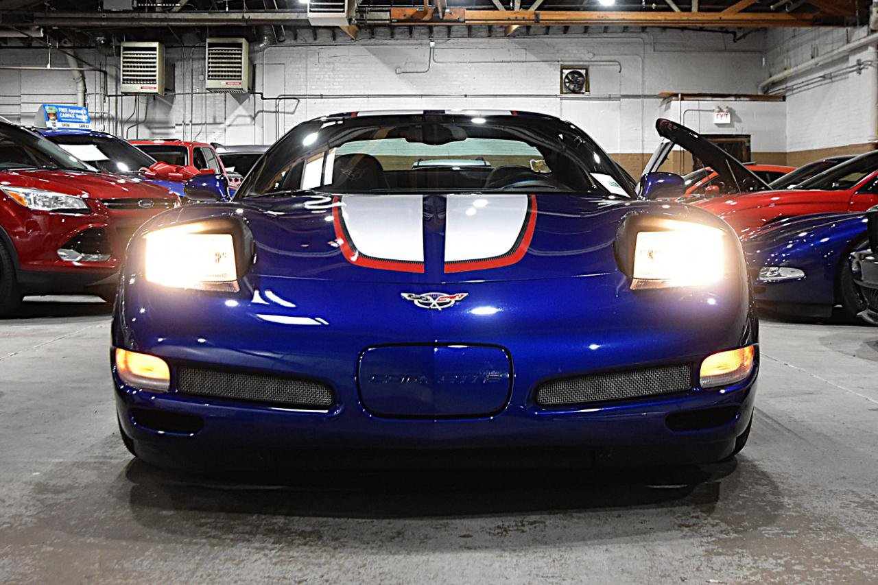 Used 2004 Chevrolet Corvette Z06 w/ Z06 Preferred Equipment Group RWD image 4