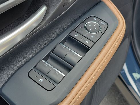 Used 2025 Toyota Grand Highlander AWD Hybrid image 21