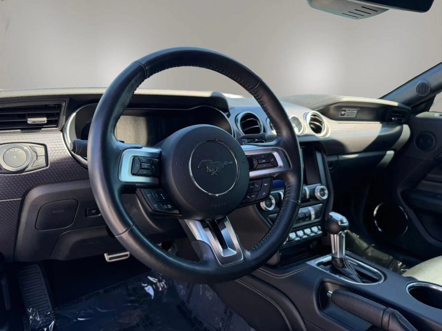 Used 2020 Ford Mustang GT Premium w/ GT Performance Package RWD image 11
