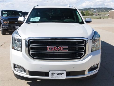 Used 2016 GMC Yukon XL SLT w/ Open Road Package AWD/4WD image 6