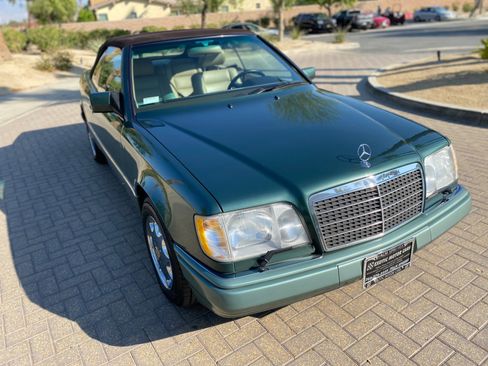 Used 1994 Mercedes-Benz E 320 Convertible image 11