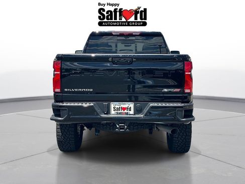 Used 2025 Chevrolet Silverado 2500 ZR2 w/ Technology Package AWD/4WD image 6