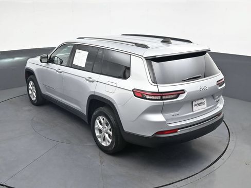 Used 2023 Jeep Grand Cherokee L Limited AWD/4WD image 38